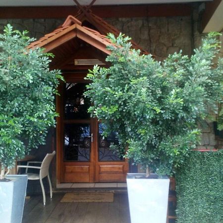 Central Hotel Antsiranana ภายนอก รูปภาพ