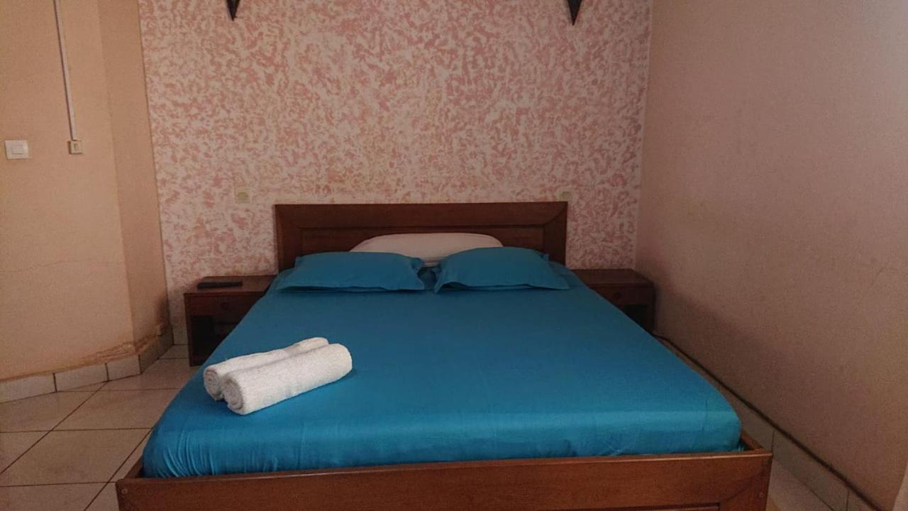 Central Hotel Antsiranana ภายนอก รูปภาพ